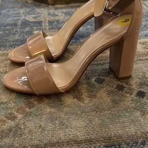 Nine West Heels NWT Size 9